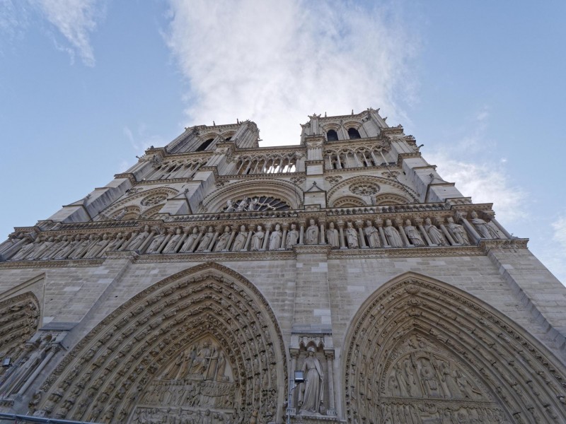 Best Luxury Father’s Day Trips for Medieval History Lovers (2025 Guide)