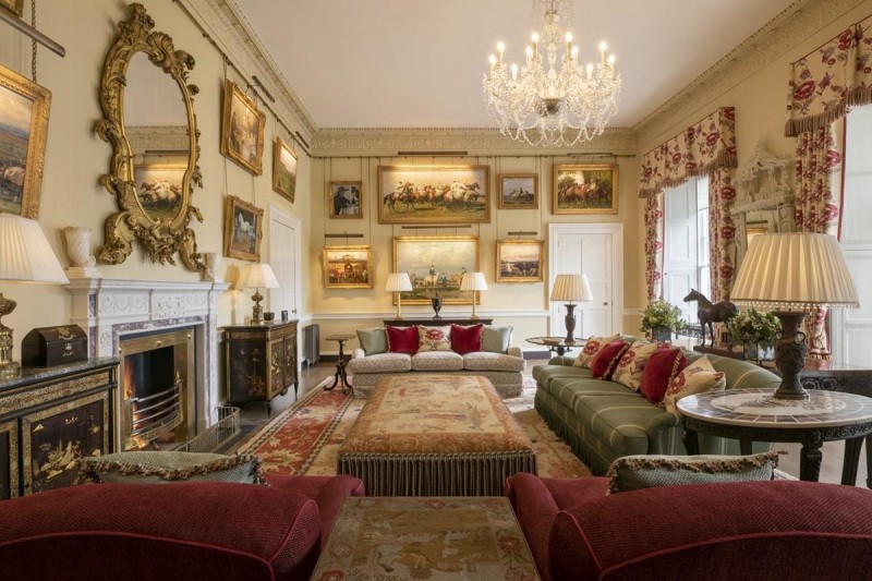 Best Luxury Father’s Day Trips for Medieval History Lovers (2025 Guide)