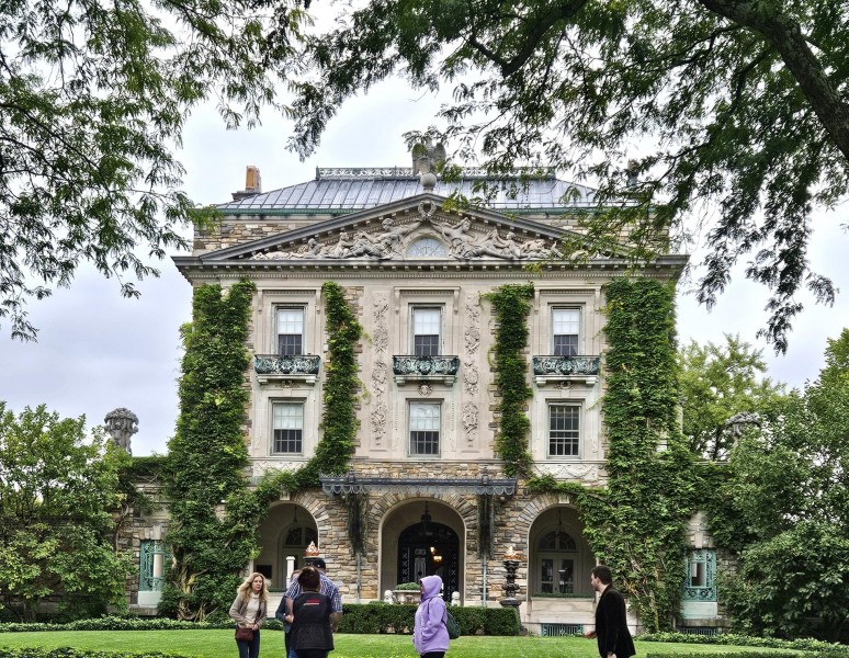 Here’s Where To Find The Gilded Age In New York