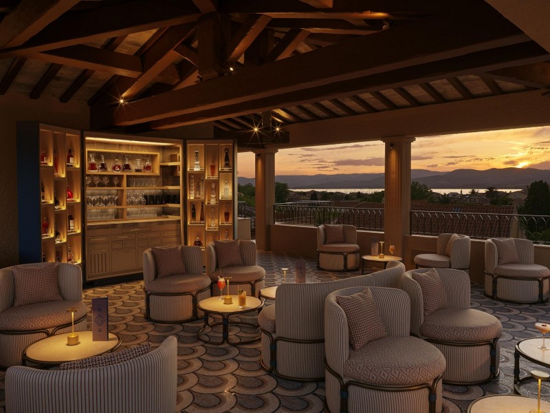 Hotel Byblos Brings Glamour Back To St Tropez With New Suites And Starry Nights