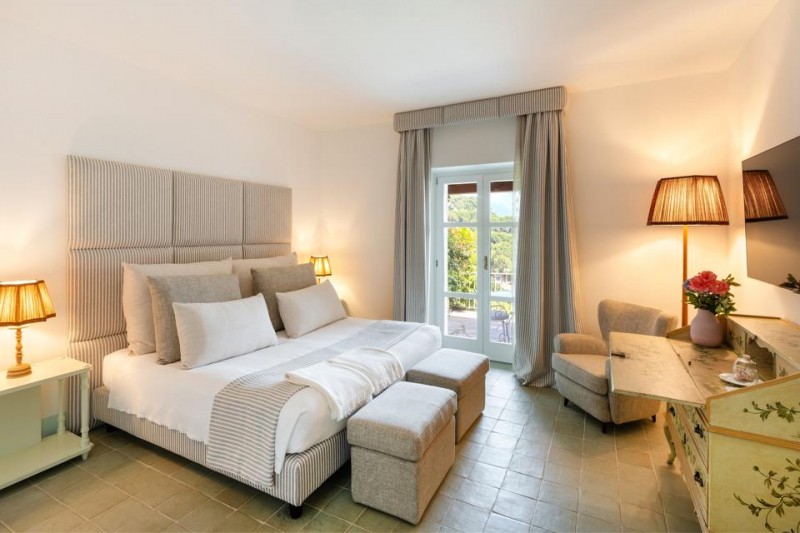 Santavenere: Luxury Hotel On The Tyrrhenian Coast In Southern Italy
