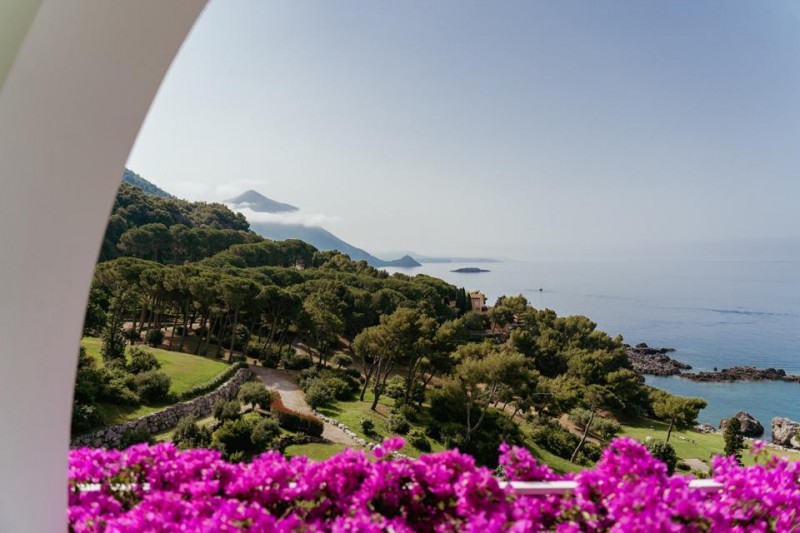 santavenere luxury hotel on the tyrrhenian coast in southern italy e89f693