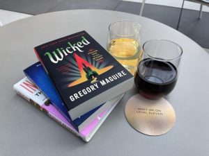 stay read drink this top times square hotel offers books and sips 0c04476