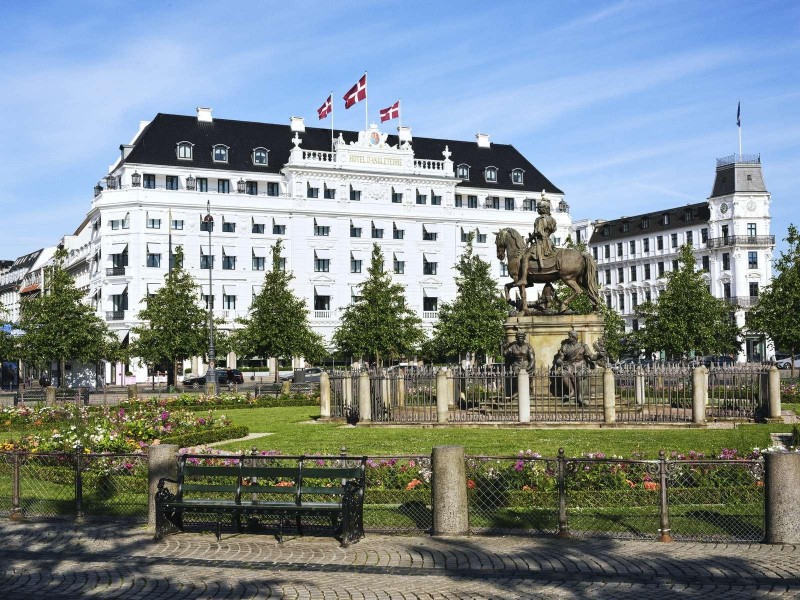 This Grande Dame Copenhagen Hotel Has A Michelin Star, Champagne Bar, And The City’s Only Indoor Pool