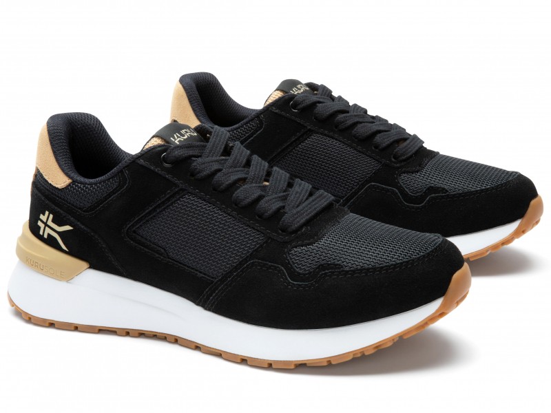 Discover The Most Comfortable Travel Clothes For Men And Women In Summer 2025