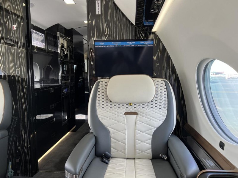 LVMH, Arnault Join The Private Jet Fray Via 0M Flexjet Investment