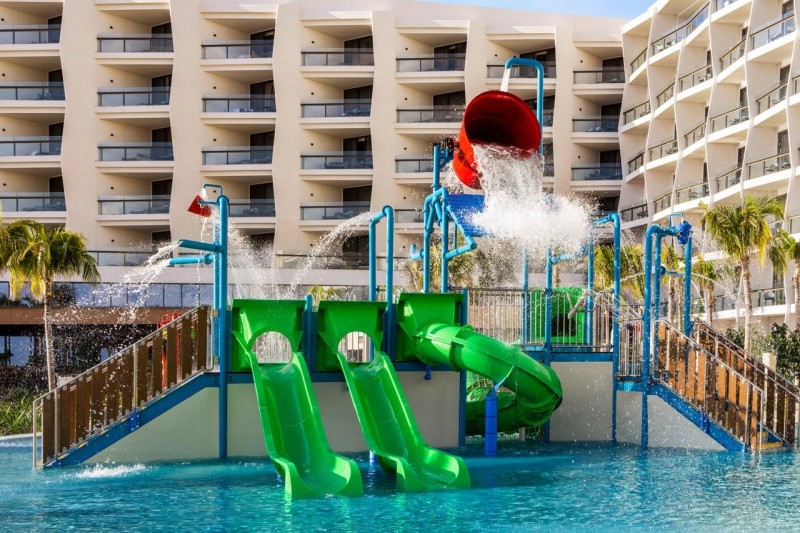 Paradise Awaits At Hilton Cancun, A Family Friendly All-Inclusive Resort