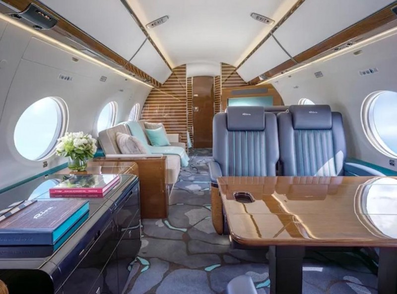 stars-riva-yachts-facials-and-fast-cars
