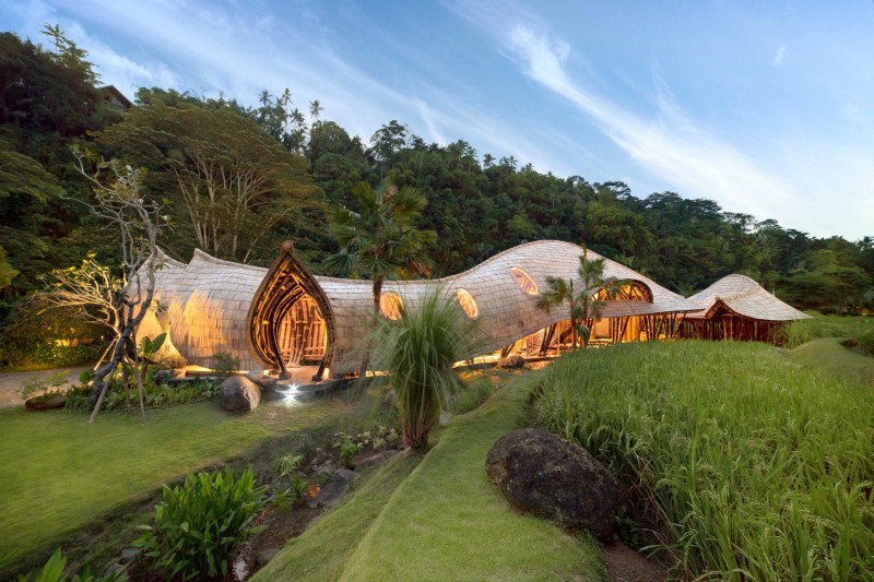 This Ritz-Carlton Resort May Be Bali’s Best Luxury Getaway