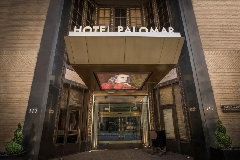 Book The Perfect Hotel Near Your Favorite NFL Stadium