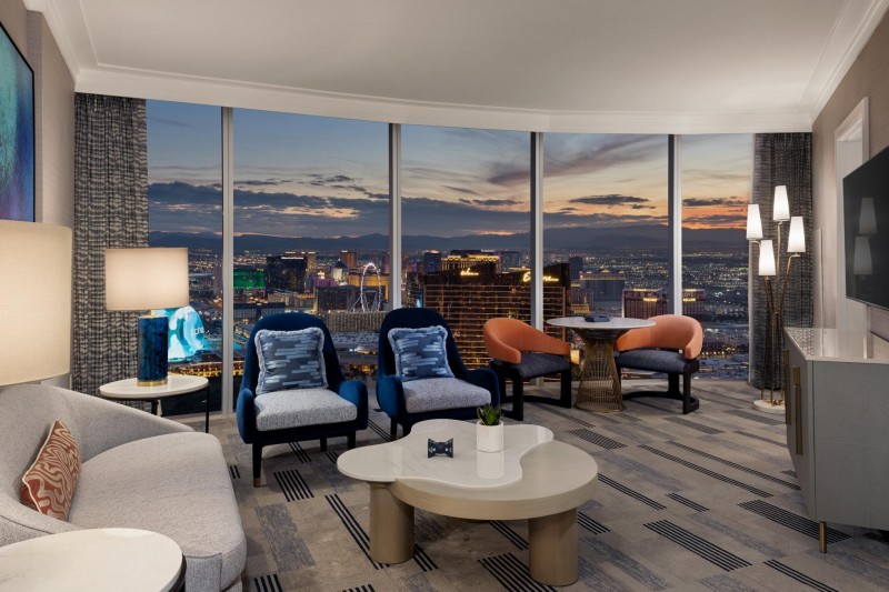 Red Rocks To Neon Lights: The Ultimate Zion-Vegas Luxury Getaway