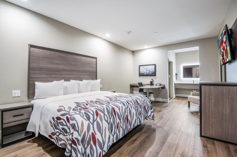 Red Roof Advocates For Women In Hotel Leadership And Ownership