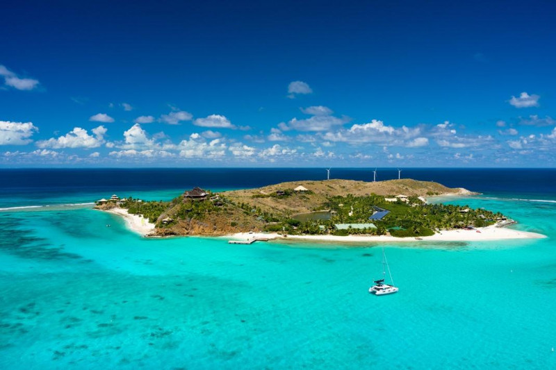 The Most Exclusive Private Travel Experiences To Gift This Holiday Season